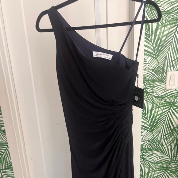 NWT Mac Duggal Black One Shoulder Maxi Jersey Gown Size 0 NWT - Picture 4 of 11